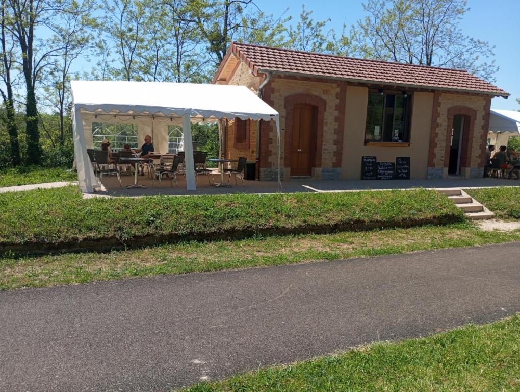 Gite De Belle Vue Semur-en-Brionnais Exteriör bild
